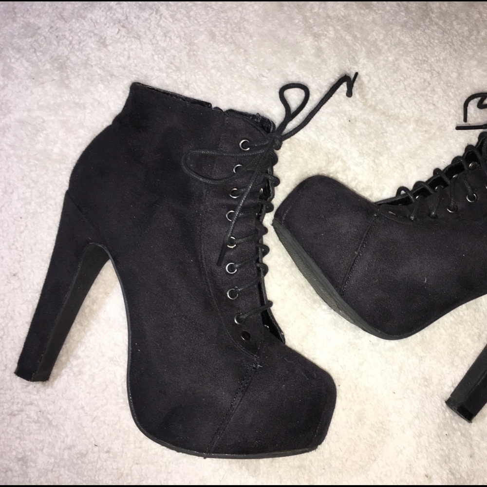 Black heeled booties